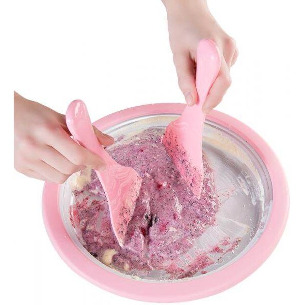 Eis-Teppanyaki-Platte zum Zubereiten von Ice Cream Rolls aus Speiseeis